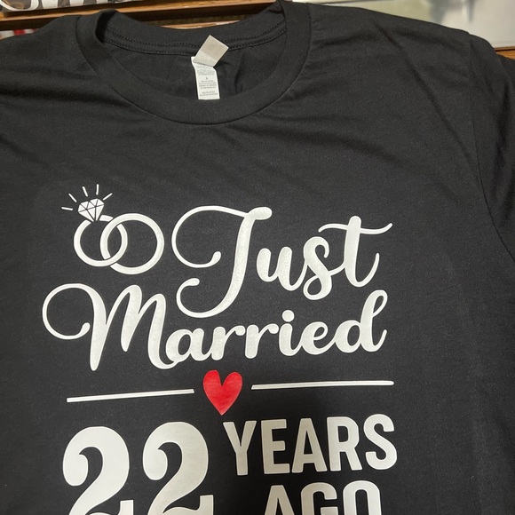 Custom t-shirts - Picture 3 of 3